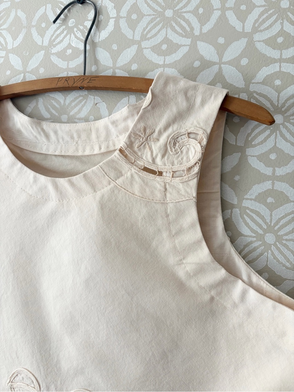 Womens Embroidered Sleeveless Crop Top - Cream - Picture 3 of 4